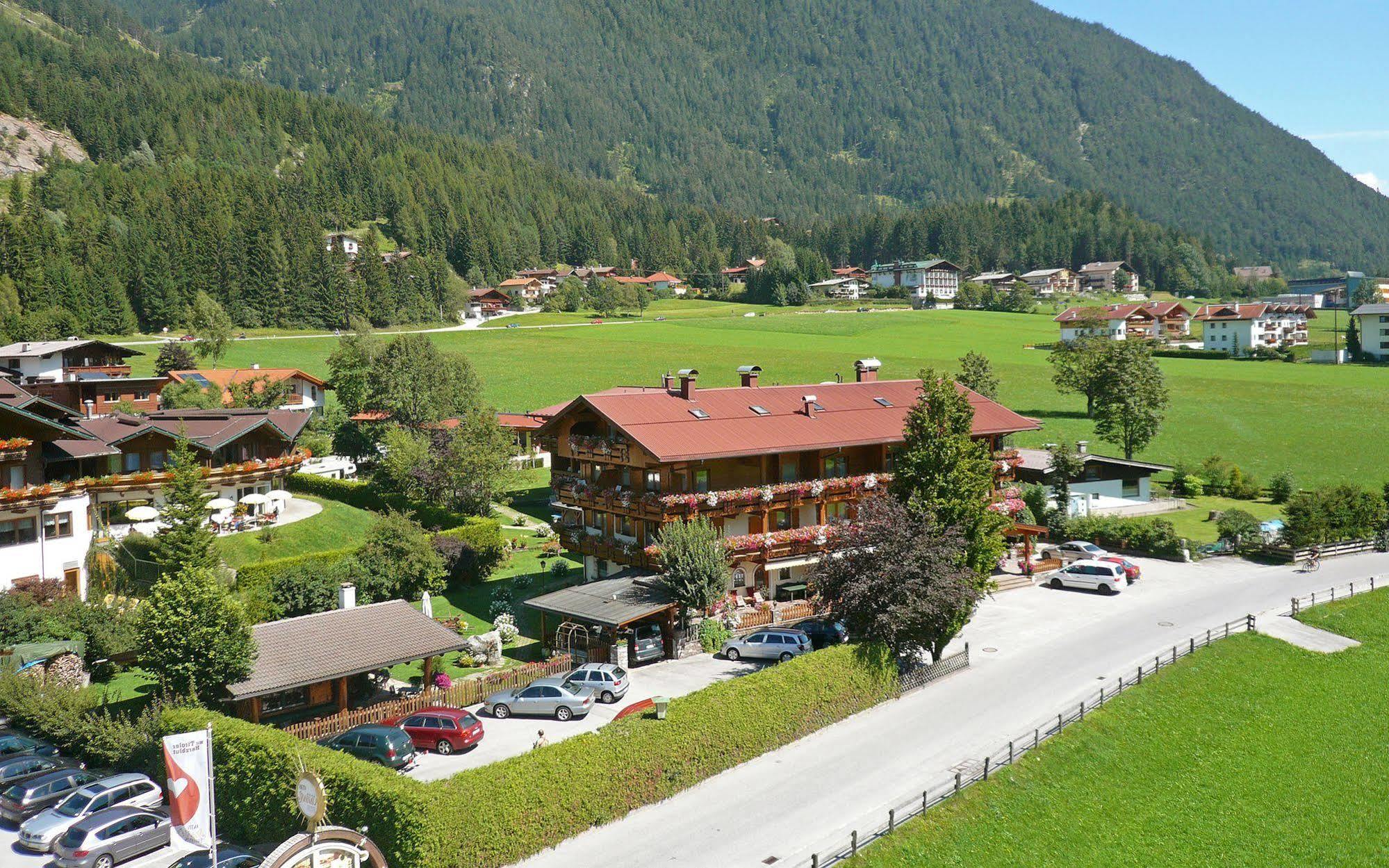 Fruehstueckshotel Margret Маурах Экстерьер фото